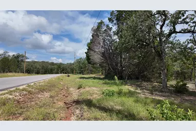 160 Los Robles Road, Elgin, TX 78621 - Photo 3