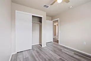 1617 Anise Dr, Austin, TX 78741 - Photo 11