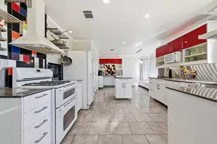 902 Tanglewood Dr, Leander, TX 78641 - Photo 3