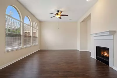 8602 Glen Canyon Drive, Round Rock, TX 78681 - Photo 9