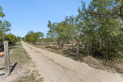 200 Armstrong Road, Lockhart, TX 78644 - Photo 11