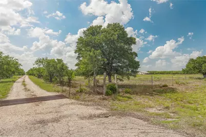 200 Armstrong Road, Lockhart, TX 78644 - Photo 19