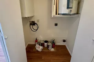 8905 Parkfield Dr, Austin, TX 78758 - Photo 9