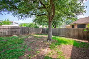 17804 Dansworth Dr, Pflugerville, TX 78660 - Photo 27