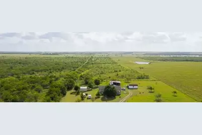 415 Holz Road, Niederwald, TX 78640 - Photo 3