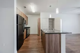 5605 Springdale Rd, Austin, TX 78723 - Photo 13