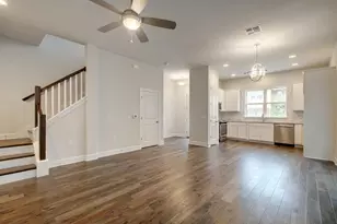 2910 Zach Scott St, Austin, TX 78723 - Photo 3