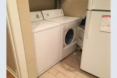 803 E 32nd Street #B, Austin, TX 78705 - Photo 7