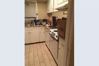 803 E 32nd Street #B, Austin, TX 78705 - Photo 5