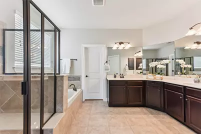 5629 Siragusa Drive, Austin, TX 78738 - Photo 21