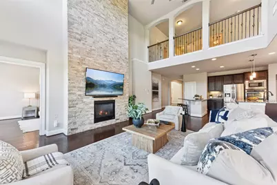 5629 Siragusa Drive, Austin, TX 78738 - Photo 9