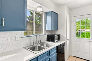 5700 Cherry Park, Austin, TX 78745 - Photo 9