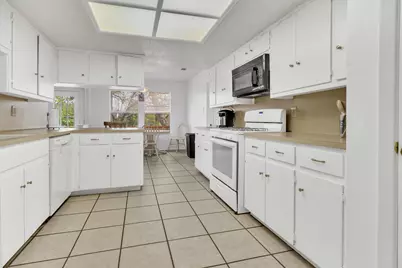 1008 Hermitage Drive, Austin, TX 78753 - Photo 9