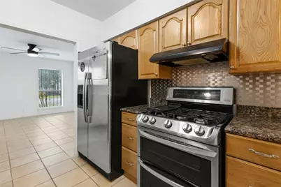 9406 N Creek Drive, Austin, TX 78753 - Photo 7