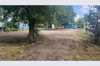 1312 Wallace Street, Taylor, TX 76574 - Photo 7
