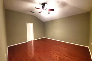 12604 Wittmer Dr, Austin, TX 78729 - Photo 5