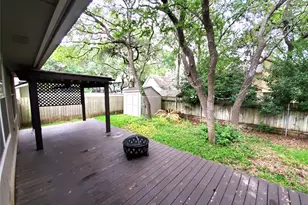 12604 Wittmer Dr, Austin, TX 78729 - Photo 13