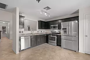 2040 Buckley Ln, Round Rock, TX 78664 - Photo 11