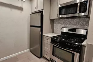 7801 Shoal Creek Blvd, Austin, TX 78757 - Photo 9