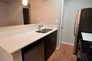 1202 Newning Ave, Austin, TX 78704 - Photo 7