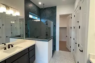 7717 Boyd Hvn Dr, Austin, TX 78744 - Photo 5