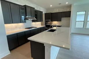 7717 Boyd Hvn Dr, Austin, TX 78744 - Photo 3