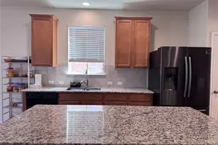 11905 Reindeer Dr, Austin, TX 78754 - Photo 5