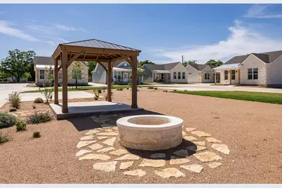 802 S Creek Street #108, Fredericksburg, TX 78624 - Photo 19