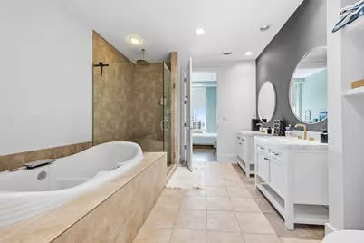800 W 5th Street #705, Austin, TX 78703 - Photo 5