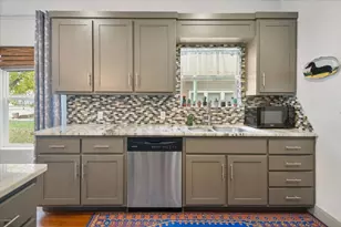 1408 W Dry St, San Saba, TX 76877 - Photo 15