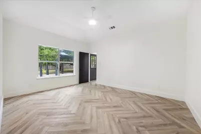 211 N Blue Ridge Parkway, Cedar Park, TX 78613 - Photo 9