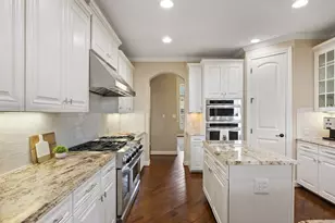407 Bella Montagna Cir, Austin, TX 78734 - Photo 5