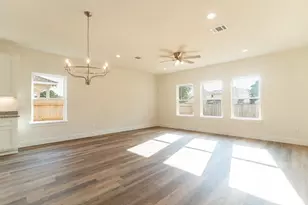 309 String Pr Wy, Smithville, TX 78957 - Photo 13