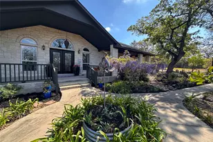 368 Woodlands Dr, Bastrop, TX 78602 - Photo 3