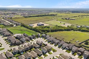 104 Hellfighters Wy, Jarrell, TX 76537 - Photo 37