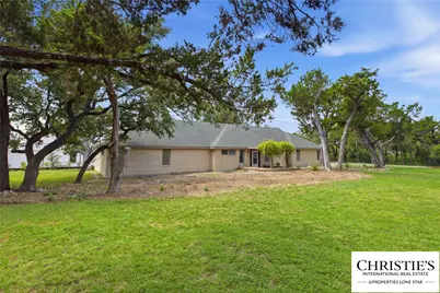 8901 Grandview Drive, Jonestown, TX 78645 - Photo 5