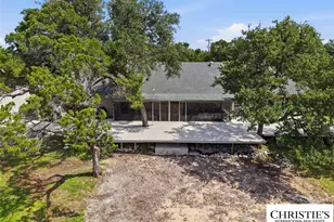 8901 Grandview Dr, Jonestown, TX 78645 - Photo 33