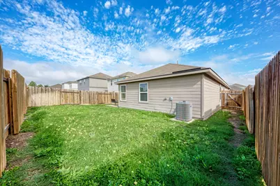 132 Maywood Lane, Jarrell, TX 76537 - Photo 33
