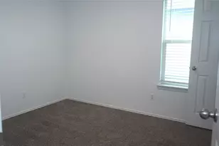 571 Taggart Trail, Jarrell, TX 76537 - Photo 11