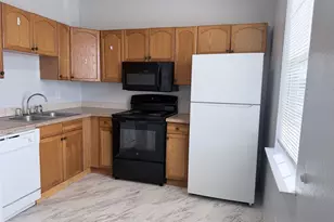 251 Zimmerman Ave, Bastrop, TX 78602 - Photo 13