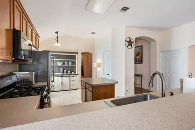 221 Stone Crest Boulevard, Buda, TX 78610 - Photo 15