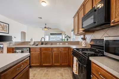 221 Stone Crest Boulevard, Buda, TX 78610 - Photo 19