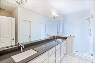 1213 Eleanor St, Austin, TX 78721 - Photo 9