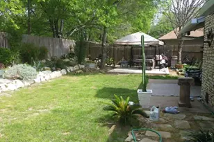 10809 Lambert Cir, Austin, TX 78758 - Photo 3