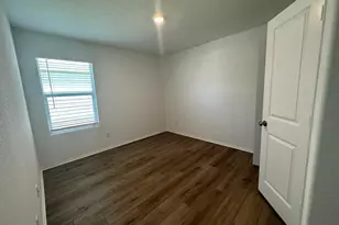 183 Otter Rd, Kyle, TX 78640 - Photo 5