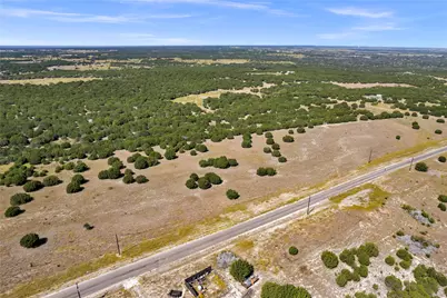 238 Rolling Hills Drive, Lampasas, TX 76550 - Photo 17