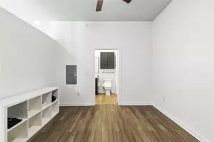 1900 Barton Springs Rd, Austin, TX 78704 - Photo 9