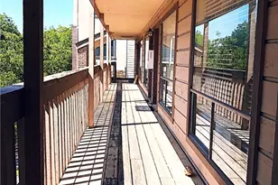 2210 Pearl St, Austin, TX 78705 - Photo 3