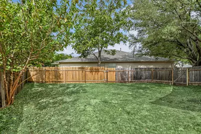2334 Vernell Way, Round Rock, TX 78664 - Photo 19