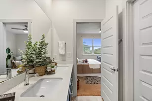 8004 Linda Michelle Ln, Austin, TX 78724 - Photo 7